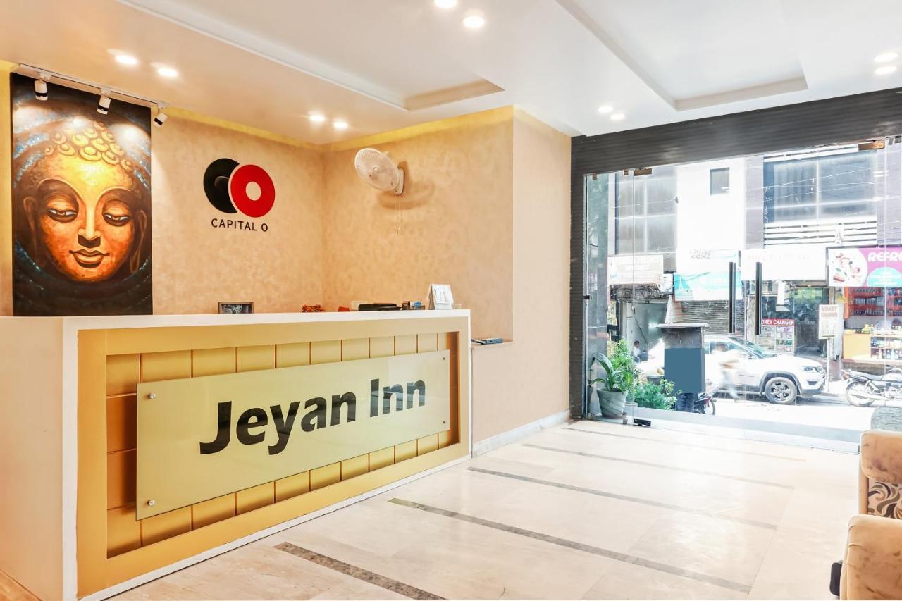 Capital O Hotel Jeyan Inn Near Gurudwara Shri Bangla Sahib Delhi Zewnętrze zdjęcie